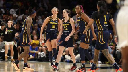 Indiana Fever, Caitlin Clark take on Phoenix Mercury photos – IndyStar