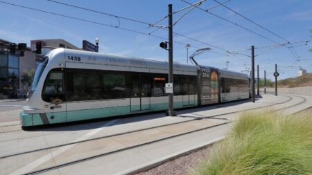 Late congressman’s family played politics over a Phoenix light rail hub — and lost – The Arizona Republic