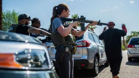 Over 300 fugitives arrested in Phoenix during US Marshals operation – The Arizona Republic