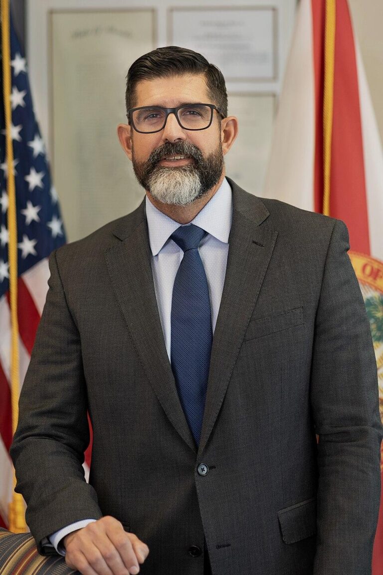 Education Commissioner Manny Diaz, Jr. must clarify state of AP Psychology, advocates say – Florida Phoenix