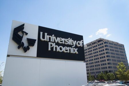 Pentagon puts for-profit University of Phoenix on probation – PBS