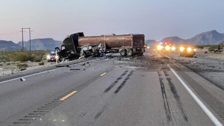 US 93 reopens after deadly, multi-vehicle crash northwest of Phoenix – FOX 10 Phoenix