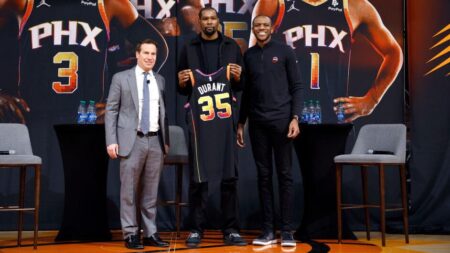 Insider Reveals How Phoenix Suns Can Ace Offseason – Sports Illustrated