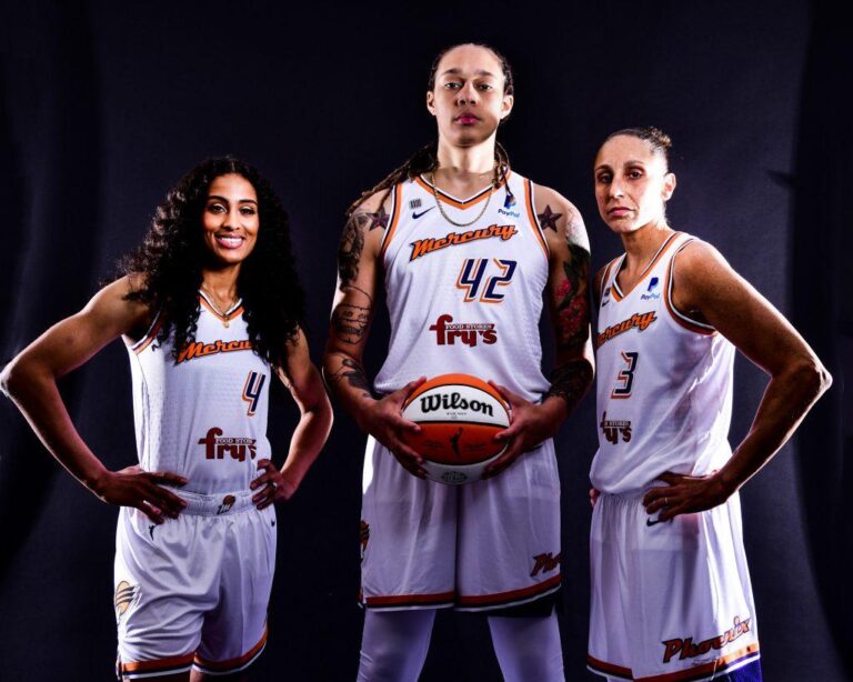 Phoenix Mercury Climb Two Spots in Latest Power Rankings Phoenix Mercury jump two spots in ESPN’s Power Rankings – Burn City Sports