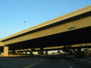 US 60/Grand Avenue reopens in west Phoenix after police investigate homicide – KTAR News 92.3 FM