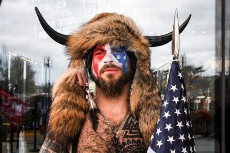QAnon Shaman calls Trump ‘a piece of shit,’ demands $555 to talk to us – Phoenix New Times
