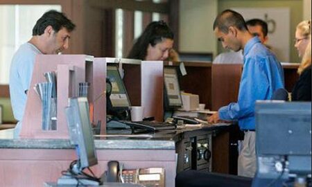Main Street Minute: Phoenix job fair features banking, education positions – KTAR News 92.3 FM