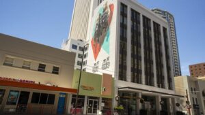 Downtown Phoenix building sold in auction – KTAR News 92.3 FM
