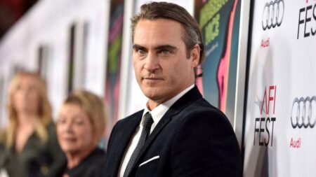 Joaquin Phoenix and Rose McGowan Spent Their Early Years in a Religious Cult. Then it Became Infamous. – Esquire