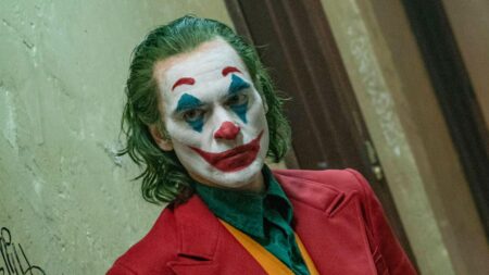 For Joaquin Phoenix’s ‘Joker’ hair, it wasn’t always easy going green – USA Today