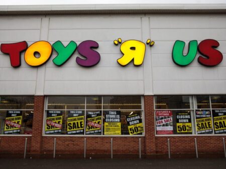 Toys ‘R’ Us closing final stores, including 9 in Phoenix – The Business Journals