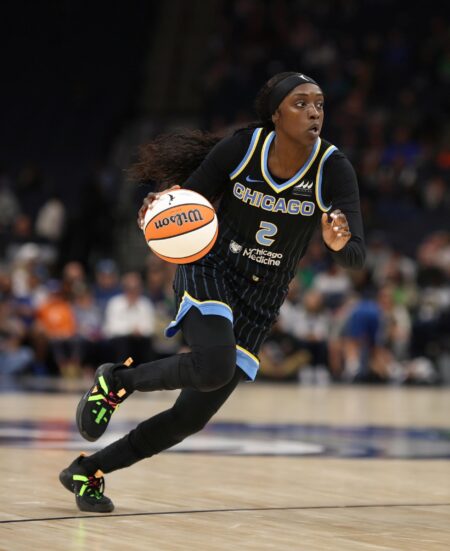 Mercury’s Copper shows appreciation to teammates before WNBA Finals – Burn City Sports