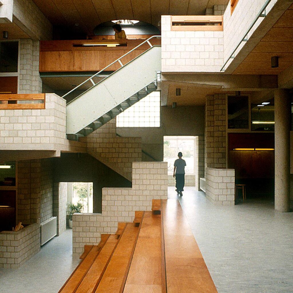 Apollo Education, parent company of University of Phoenix, to go private in $1.1 billion deal – The Arizona Republic