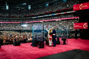Charlie Kirk memorial service honors conservative activist, drawing huge crowd – CBS News