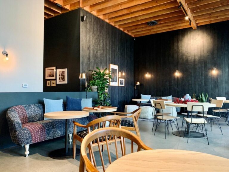 Explore the 4 Most Romantic Restaurants in Metro Phoenix You Can’t Miss These 4 metro Phoenix restaurants were named among the most romantic in US – The Arizona Republic