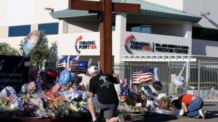 Suspicious bag seen outside Turning Point USA headquarters in Phoenix – kyma.com