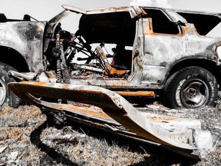 Driver dead after getting out of SUV, running into traffic following collision on US 60 – KTAR News 92.3 FM